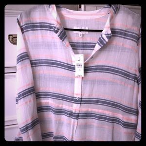 Lou & Grey button up knit top